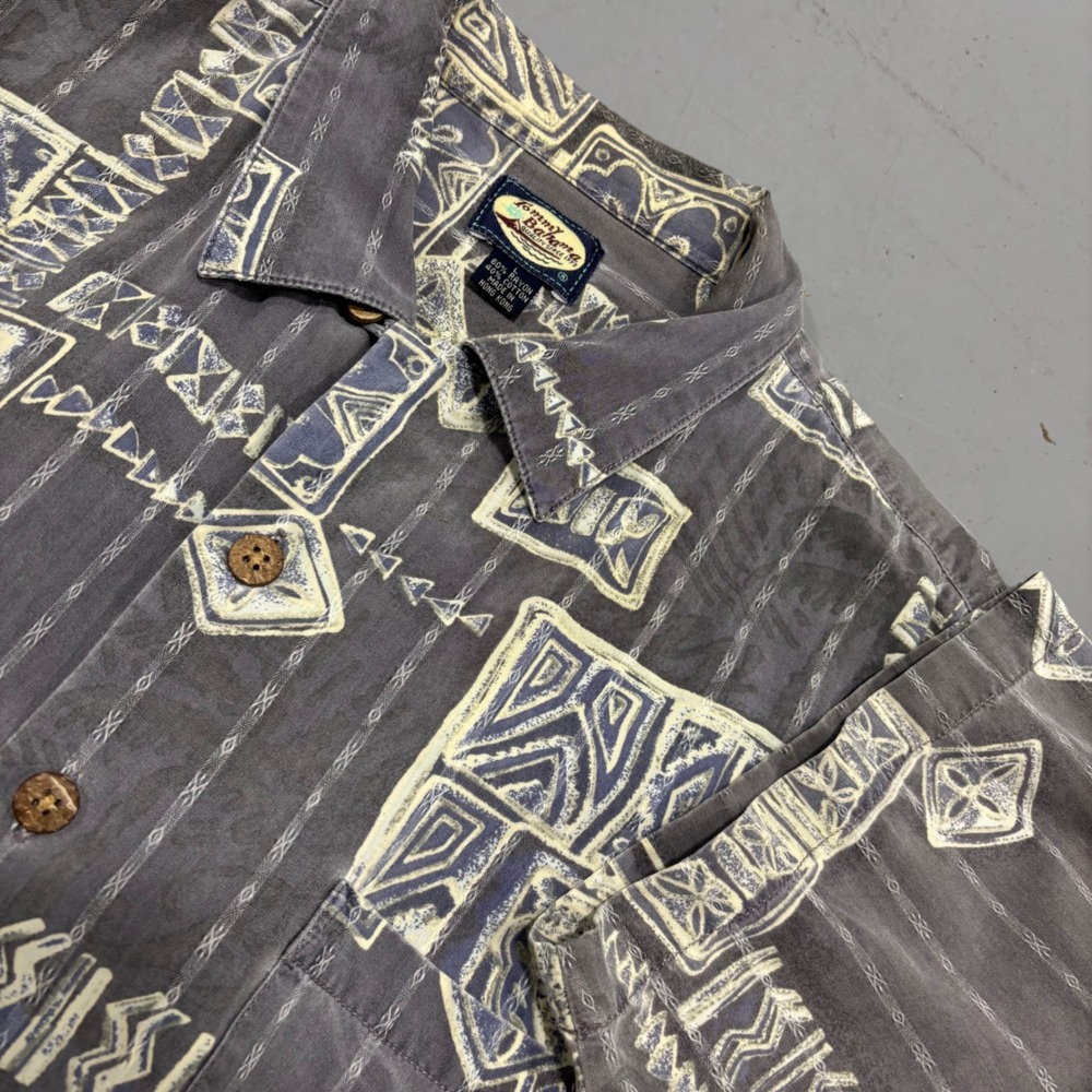 Tommy Bahama Mens Large Gray Tribal Geometric Rayon Cotton Camp Shirt SS